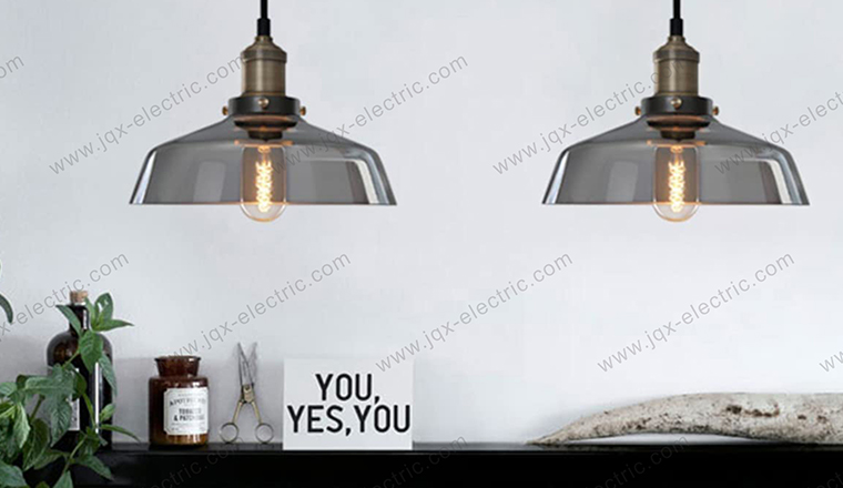 Applications of Ceramic Lampholders in Pendant Lights and Spotlights