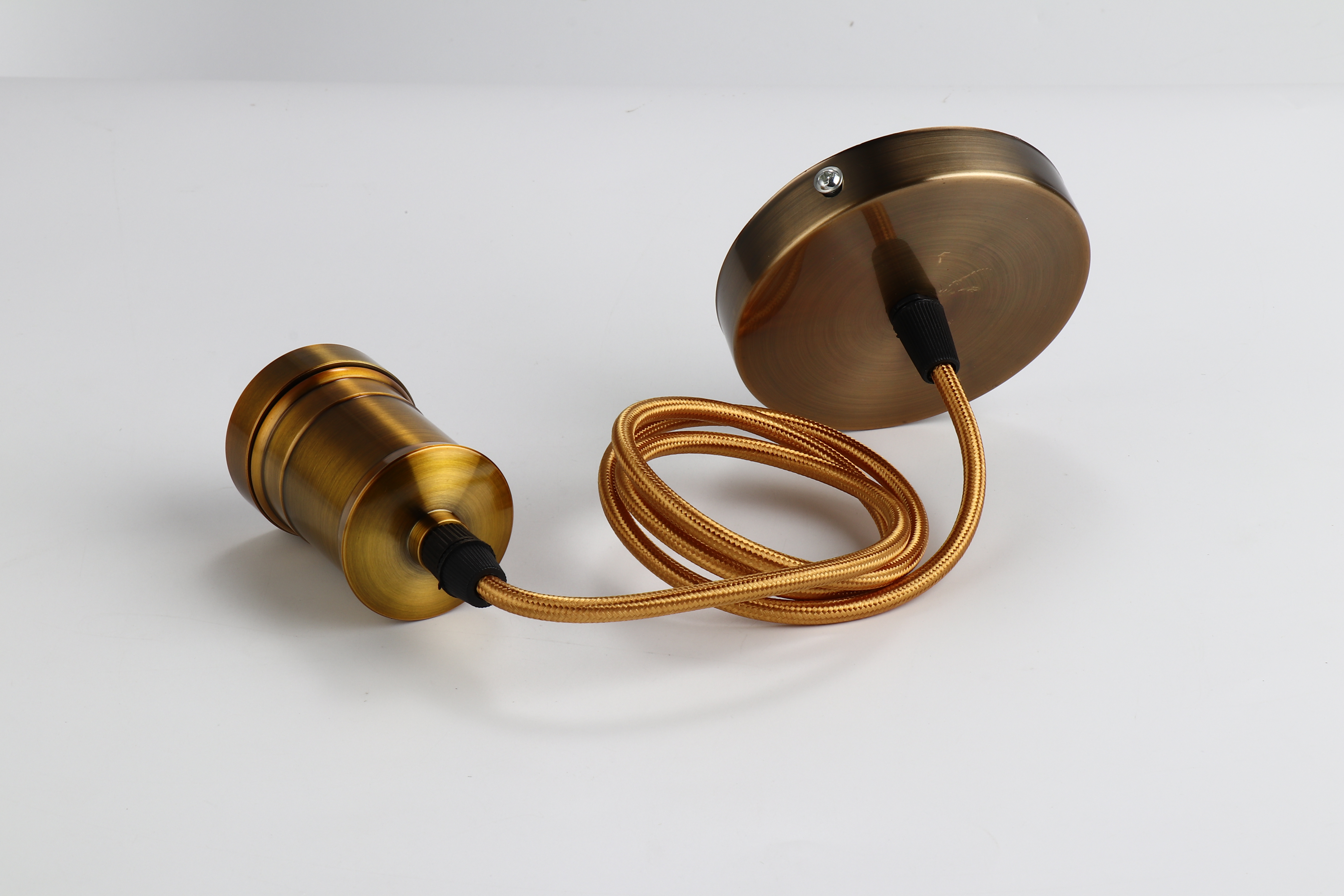 Do The Light Fixtures Need To Be Grounded? And How Do I Ground Them?